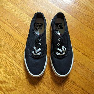 Pro Keds - New - without tags - size 6